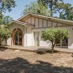 فيلة Charmante - Proche - Quartier De La Coorniche